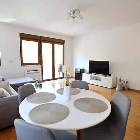 Captain'S Luxury Apartments Mostar Exterior foto